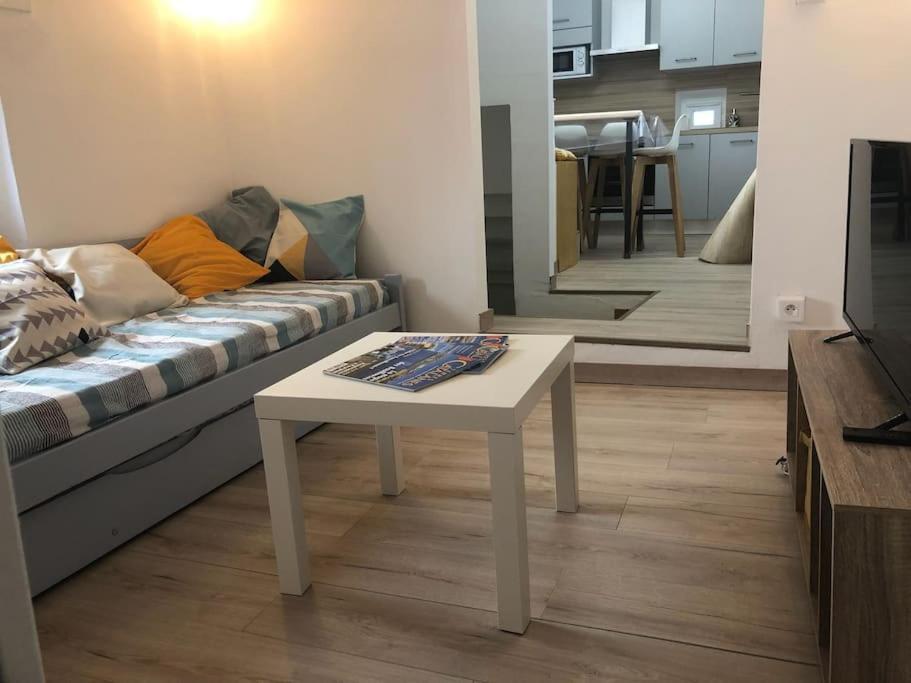 Au Coeur De Ville Avec Terrasse Céret Kültér fotó